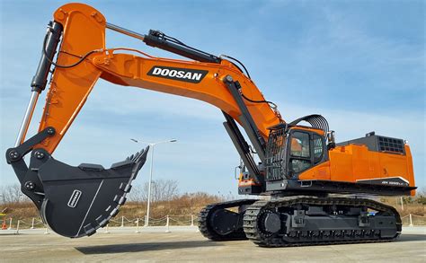 doosan équipement.